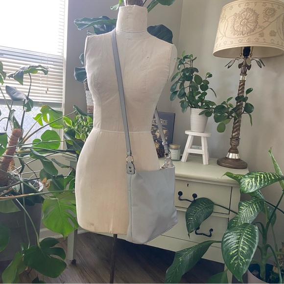 A New Day | Light Gray Crossbody Bag with Adjustable Strap - Picture 3 of 16